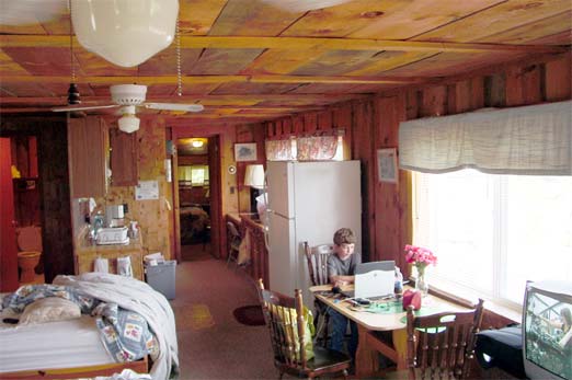 inside the Red Top Inn